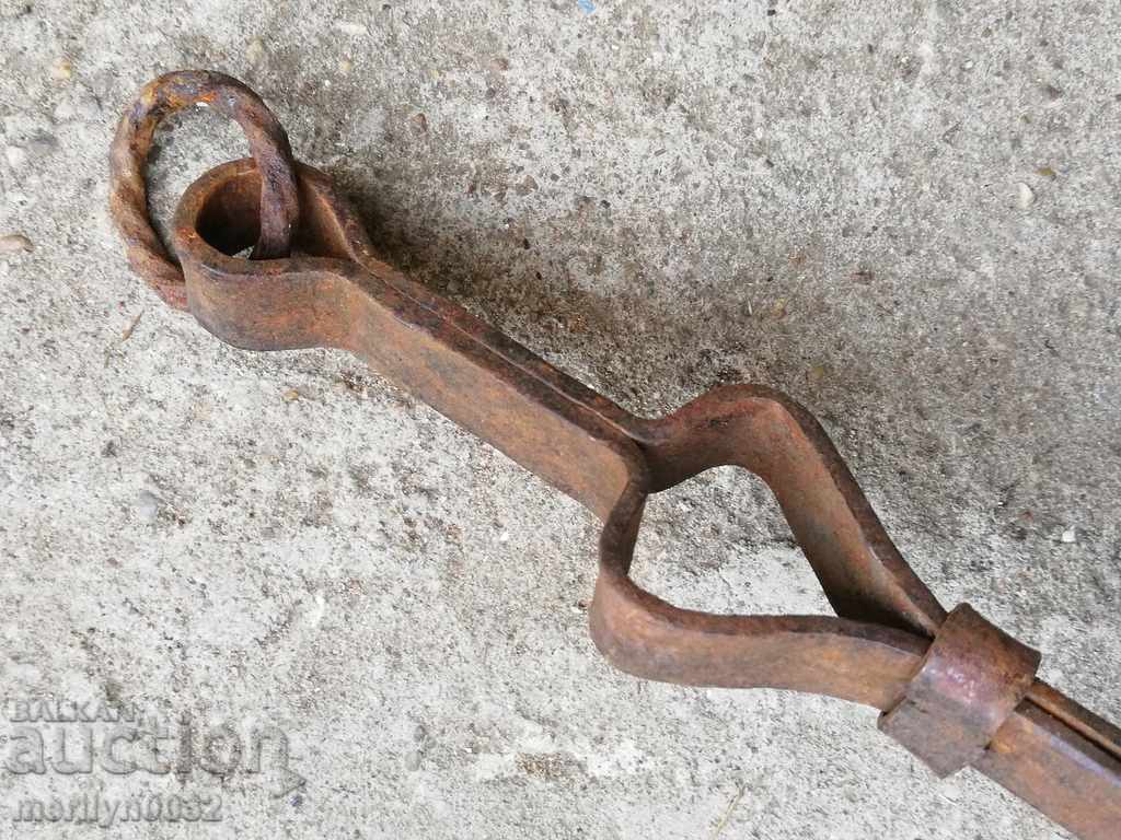 Delivery of Old dilaf, mash, wrought iron for a furnace