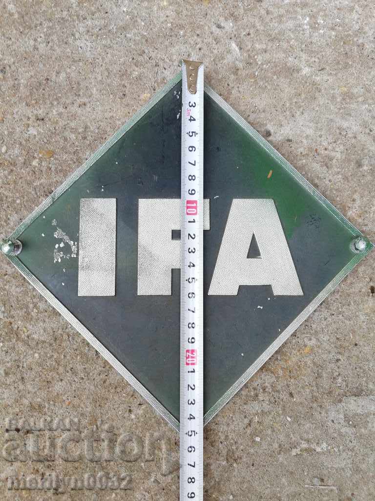 Доставка на Емблема за автомобил ИФА кола камион Доставка на Емблема за автомобил ИФА кола камион