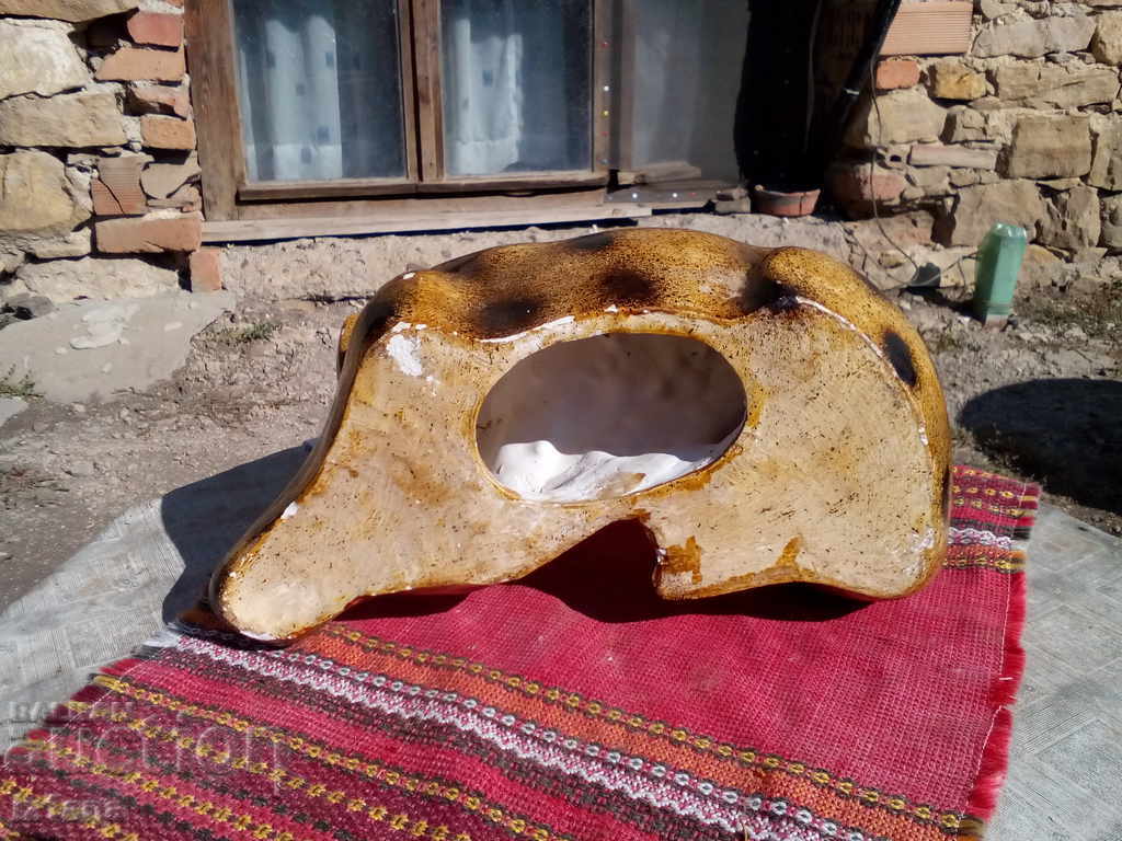 An old porcelain figure, a dog - 6