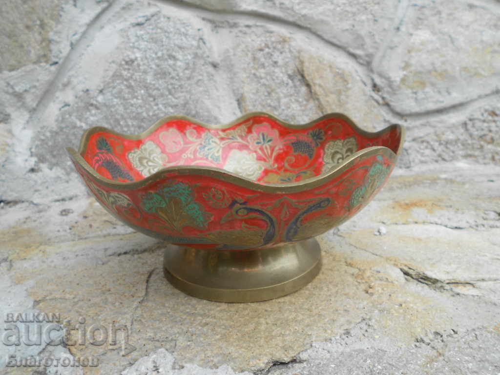 A beautiful bowl with price 30.00 BGN | € 15.34 A beautiful bowl with price 30.00 BGN | € 15.34