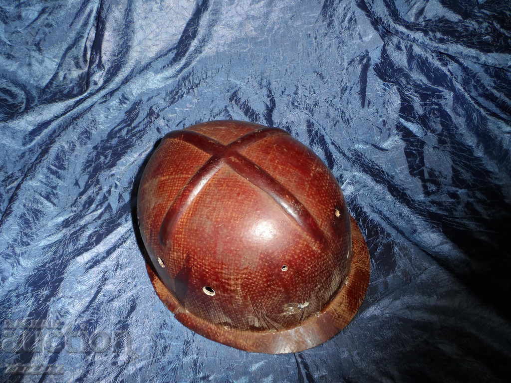 παλιό κράνος παλιό κράνος