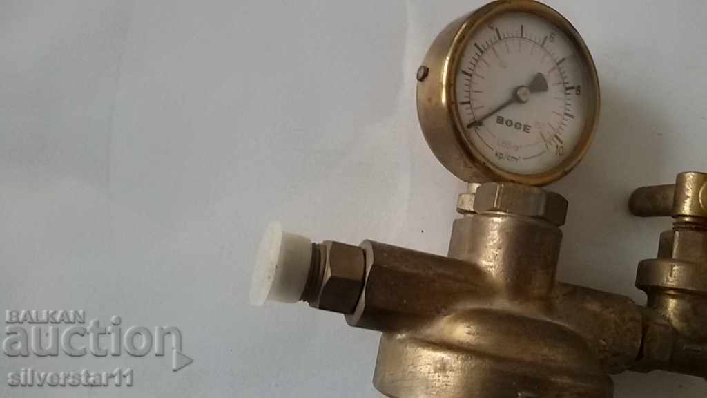 Delivery of valve valve gauge Delivery of valve valve gauge
