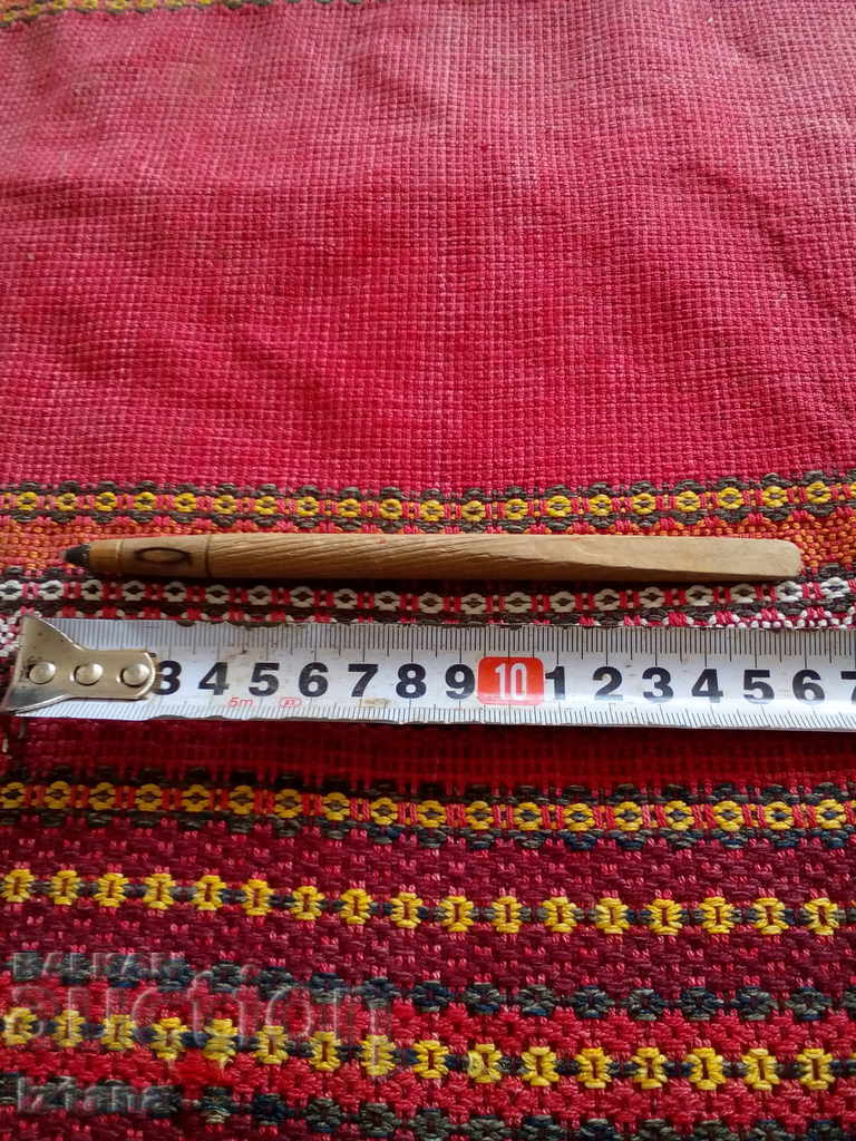 Δημοπρασία Μια παλιά σφραγίδα σουβενίρ, μια χημική ουσία