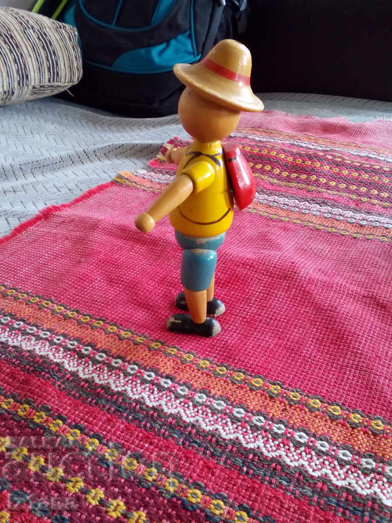 An old wooden toy with price 15.00 BGN | € 7.67
