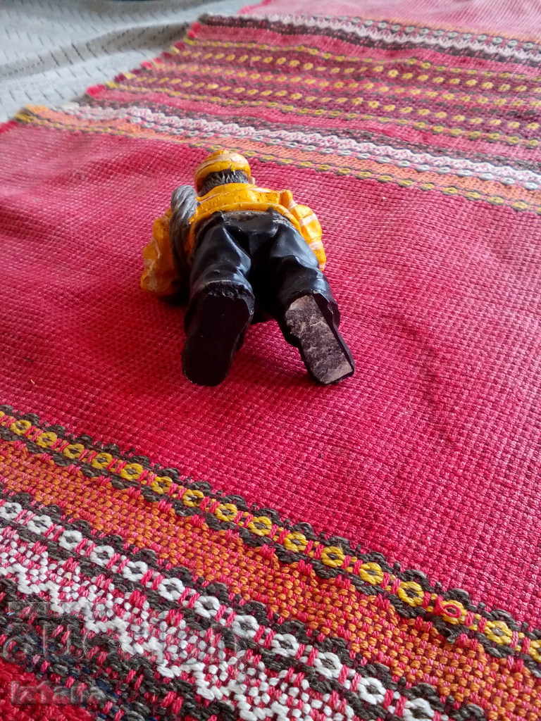 An old figurine - 6 An old figurine - 6