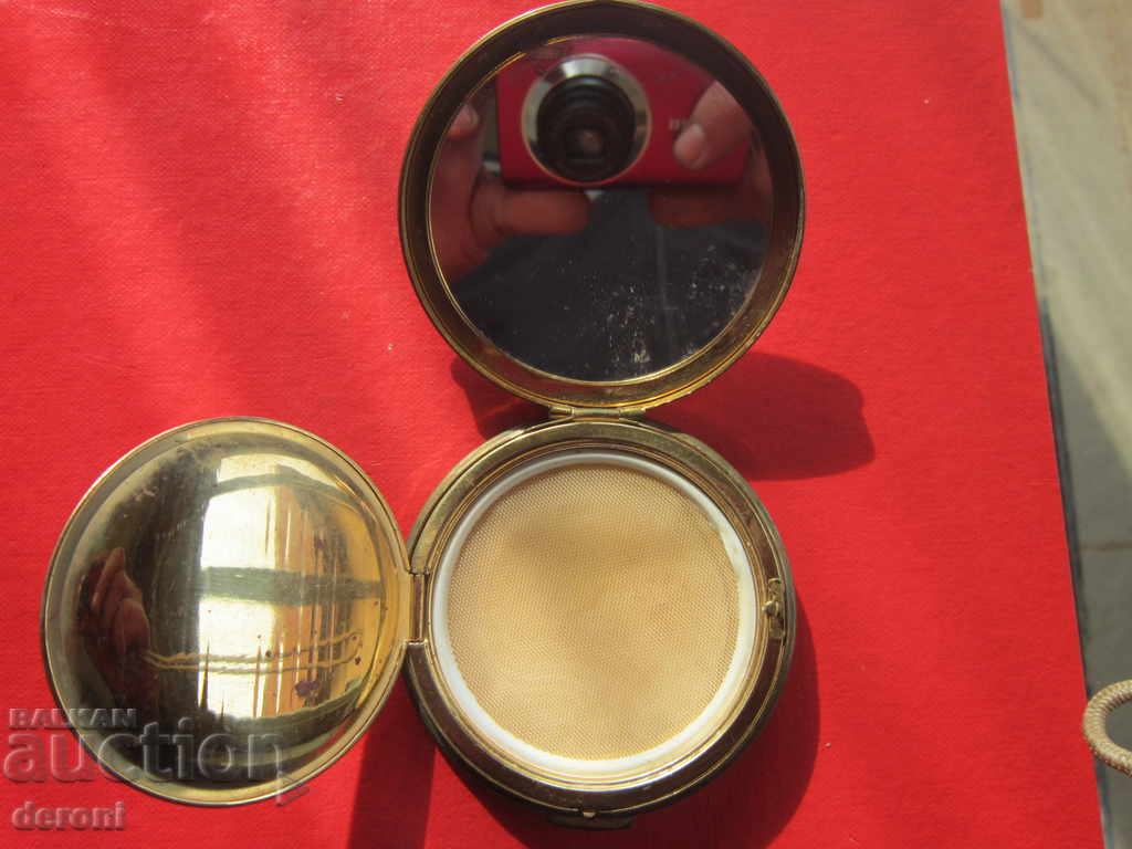 Auction An amazing bronze powder box with a mirror Auction An amazing bronze powder box with a mirror