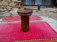 An old coffee grinder