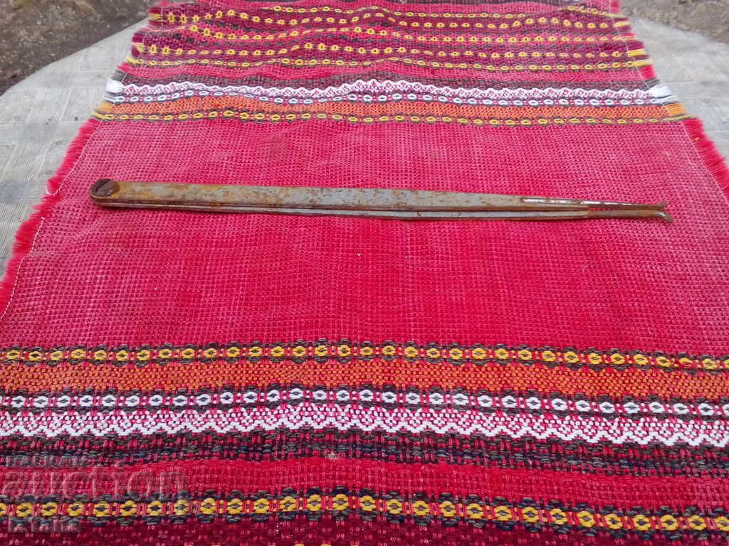 An ancient instrument An ancient instrument