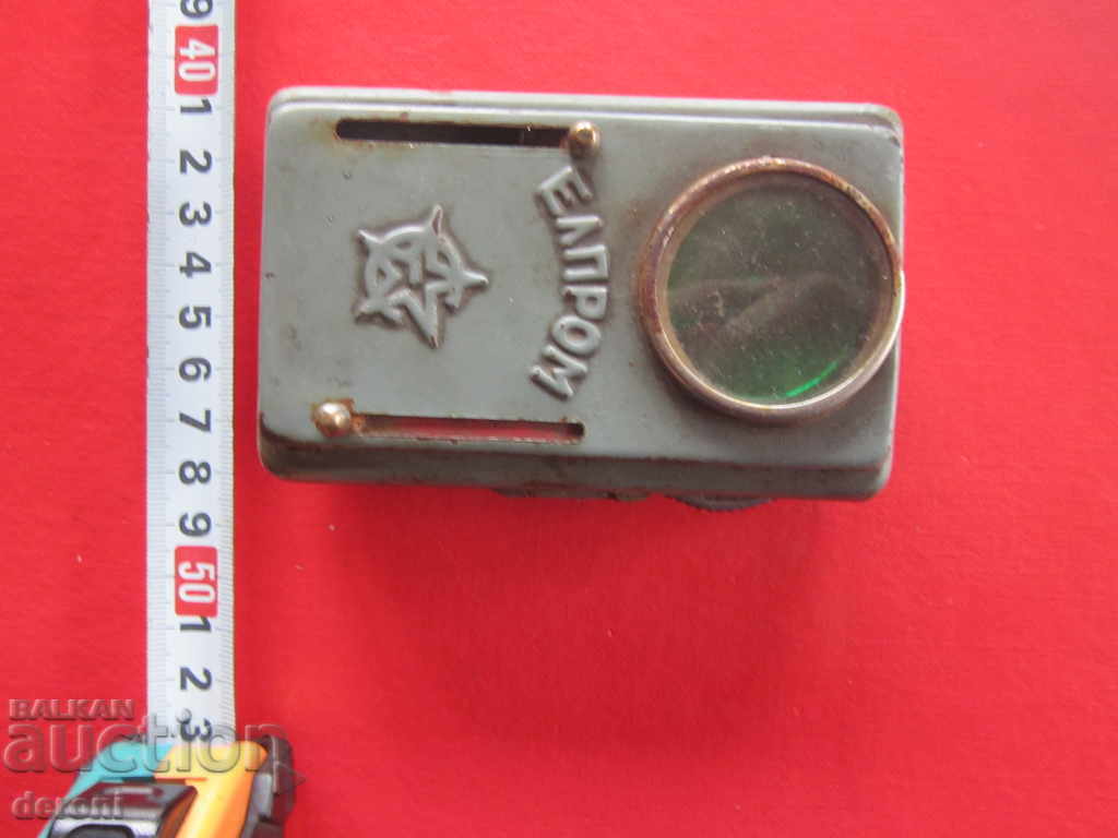 Auction Old lantern flashlight lantern and hammer Auction Old lantern flashlight lantern and hammer