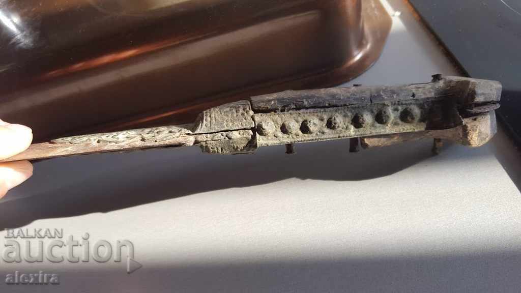 Delivery of short Ottoman jatagan engraved blade, karaoke, knife, sword Delivery of short Ottoman jatagan engraved blade, karaoke, knife, sword