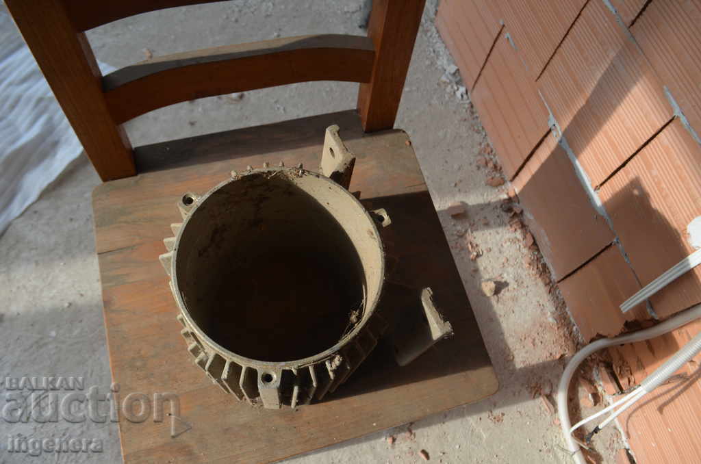 Delivery of BODY, LEATHER FOR ELECTRIC MOTOR Delivery of BODY, LEATHER FOR ELECTRIC MOTOR