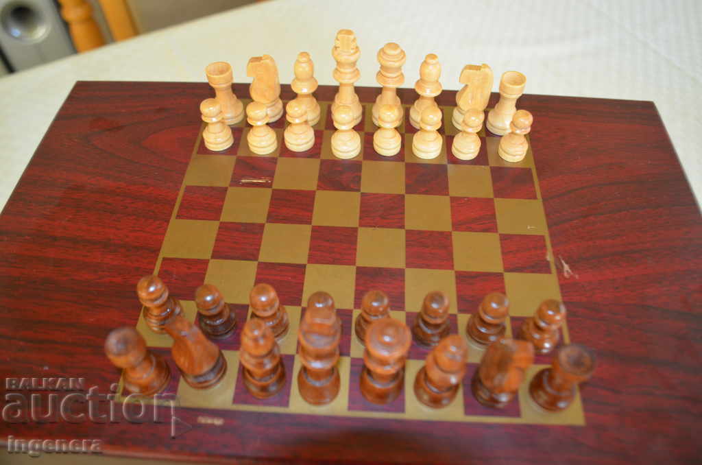 Delivery of LUXURY BOX FOR WINE AND CHEESE Delivery of LUXURY BOX FOR WINE AND CHEESE