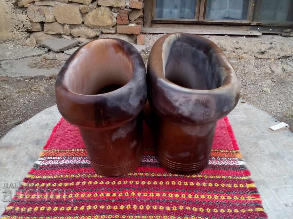 Licitație Cizme vechi de electrician