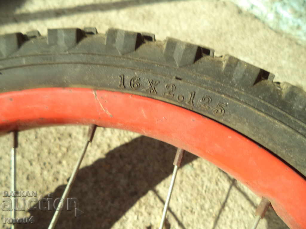 VEHICLE TIRES / BMX TIRES with price 35.00 BGN | € 17.90 VEHICLE TIRES / BMX TIRES with price 35.00 BGN | € 17.90