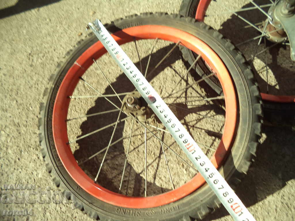 VEHICLE TIRES / BMX TIRES - 5 VEHICLE TIRES / BMX TIRES - 5