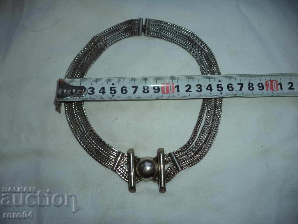 Delivery of OLD WOMEN'S WHOLE, JEWEL, JEWELRY Delivery of OLD WOMEN'S WHOLE, JEWEL, JEWELRY