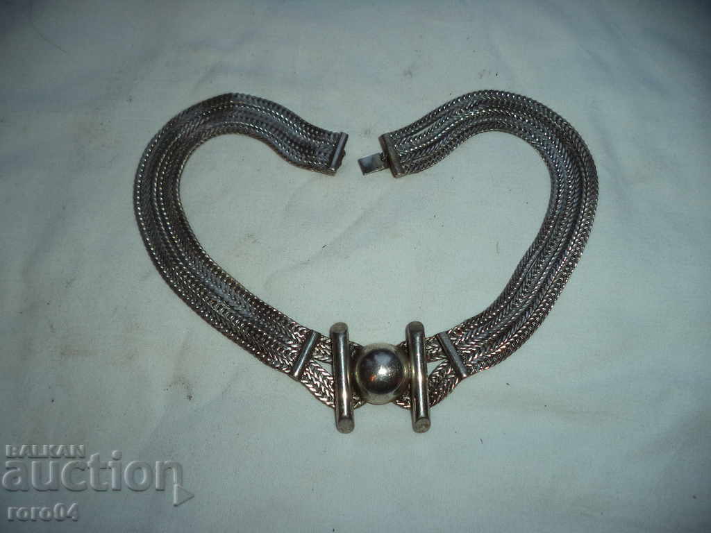 OLDĂ FEMEI, COMBUSTIBILĂ, JEWELRY OLDĂ FEMEI, COMBUSTIBILĂ, JEWELRY