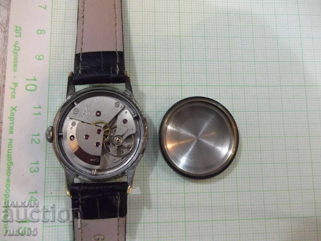 Clock "JUNGHANS - TRILASTIC" handmade man working - 5 Clock "JUNGHANS - TRILASTIC" handmade man working - 5