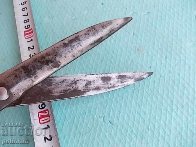 Livrarea foarfece vechi țesute în casă Livrarea foarfece vechi țesute în casă