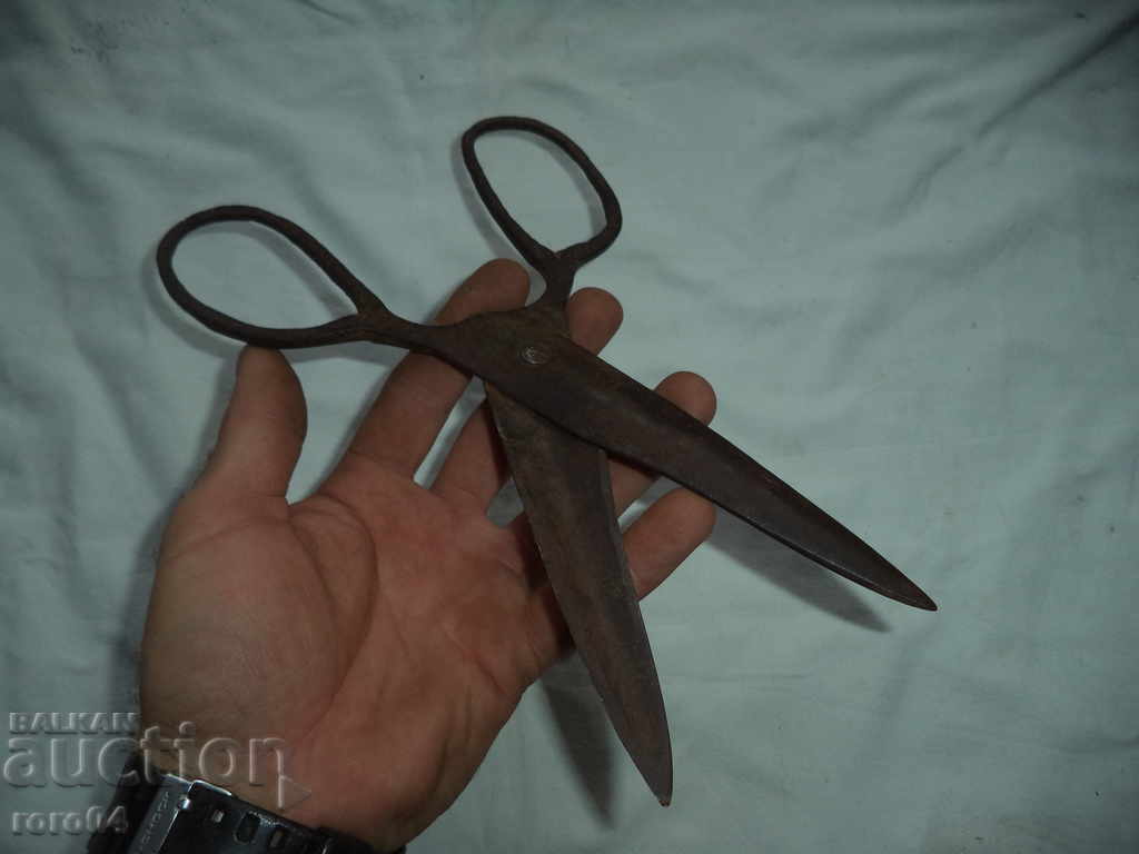 Delivery of LARGE OLD HANGER RIBBLE RIBBON Delivery of LARGE OLD HANGER RIBBLE RIBBON