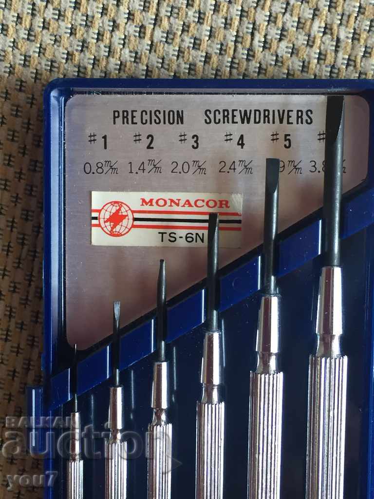 CASUAL INSTRUMENTS with price 30.00 BGN | € 15.34 CASUAL INSTRUMENTS with price 30.00 BGN | € 15.34