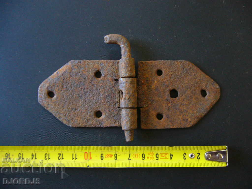 Old hinge with price 2.00 BGN | € 1.02