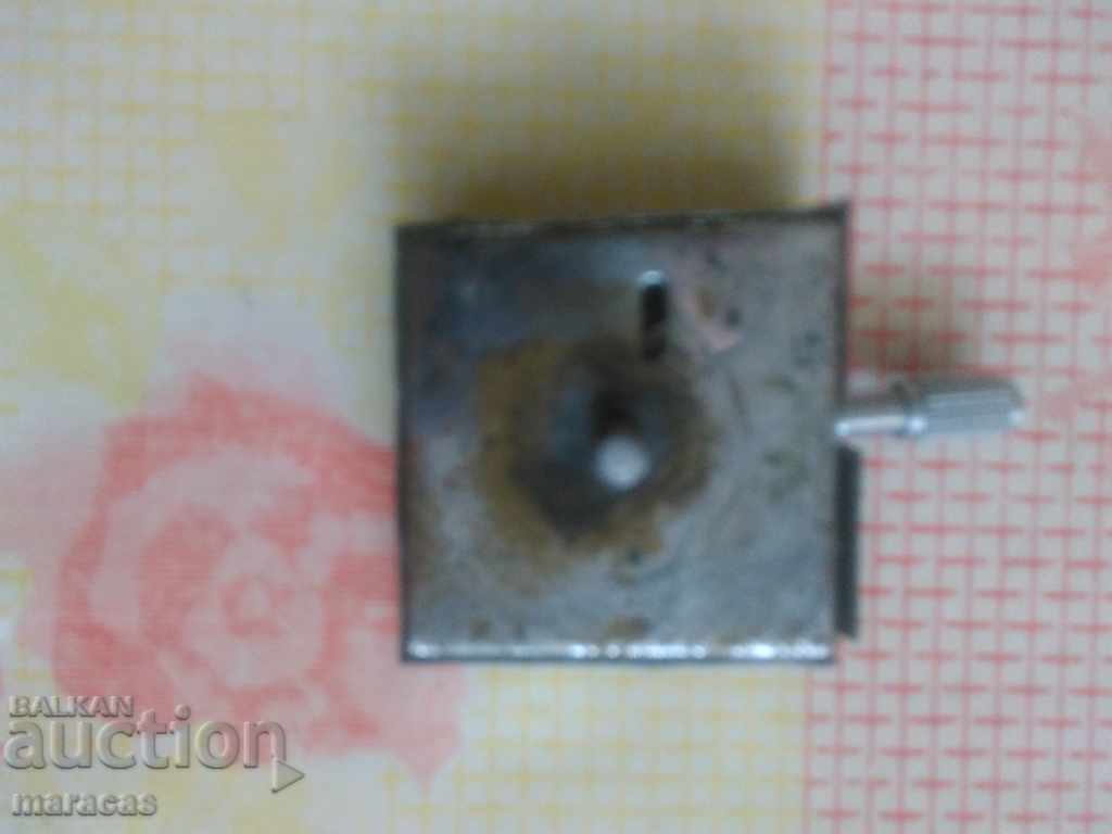 Παλιό ρολόι Chronos με τιμή 17.00 BGN | € 8.69