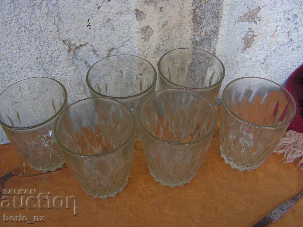 9429. SERVICE PACKING MASSIVE GLASS with price 18.00 BGN | € 9.20 9429. SERVICE PACKING MASSIVE GLASS with price 18.00 BGN | € 9.20