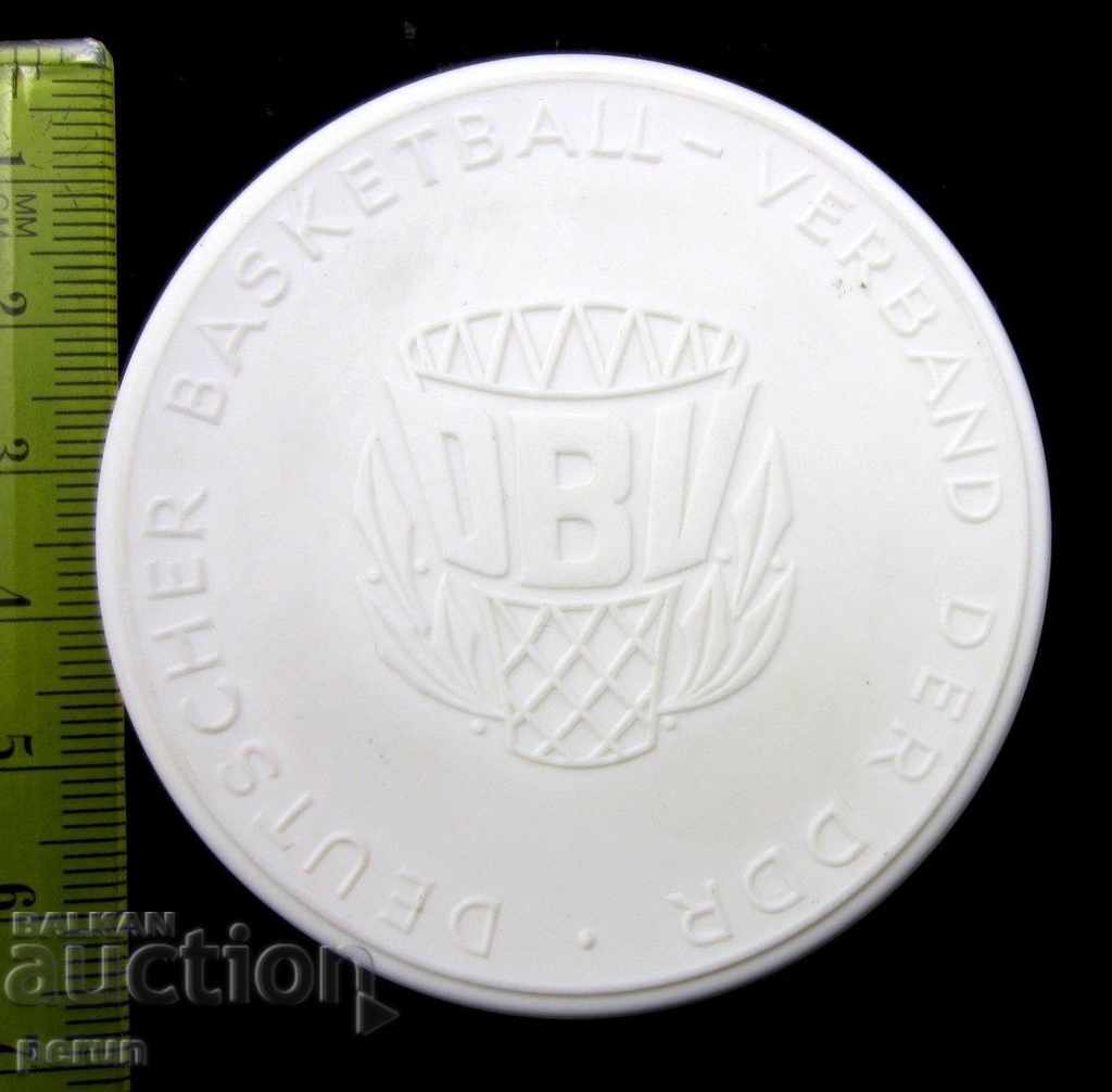 MEISEN PORCELAIN-GDR-DDR-BASKETBALL FEDERATION-ORIGINAL - 5 MEISEN PORCELAIN-GDR-DDR-BASKETBALL FEDERATION-ORIGINAL - 5