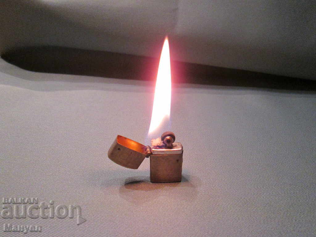 Auction Sell old gasoline lighter, collector.RRR Auction Sell old gasoline lighter, collector.RRR