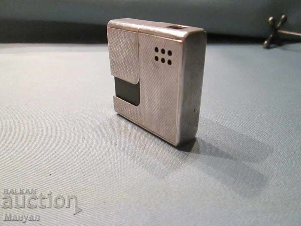 Delivery of Old gas lighter, collector.RRR Delivery of Old gas lighter, collector.RRR