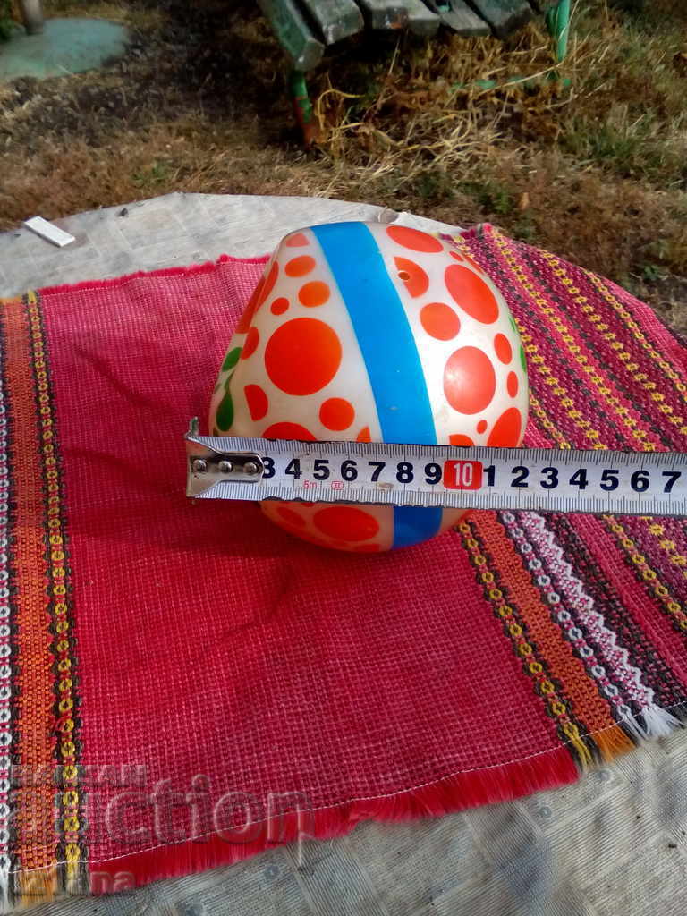 Παράδοση Μια παλιά παιδική μπάλα