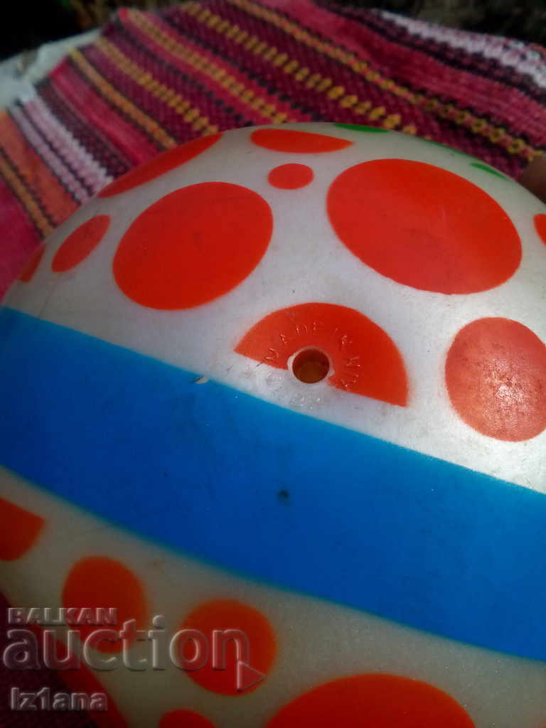 Μια παλιά παιδική μπάλα - 5