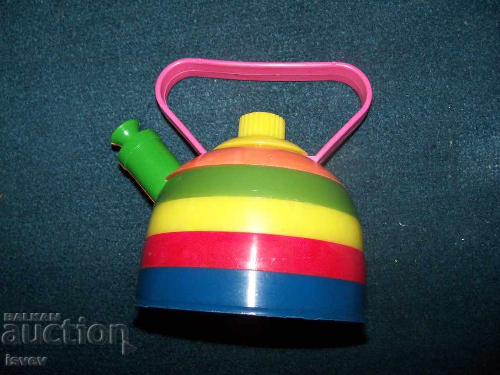 An old plastic teapot toy - 6 An old plastic teapot toy - 6