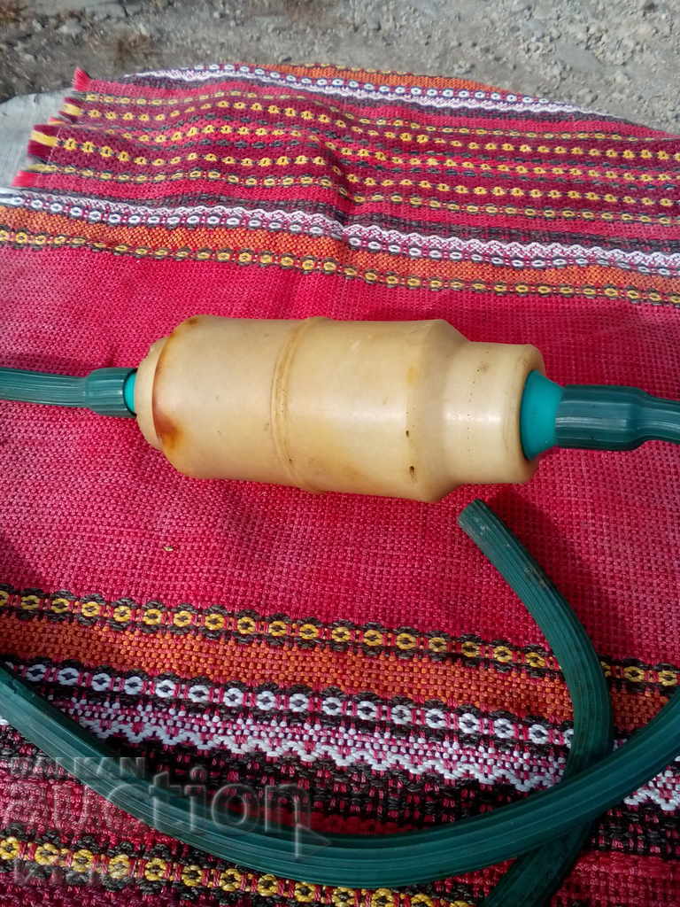 Auction Old household pump Auction Old household pump