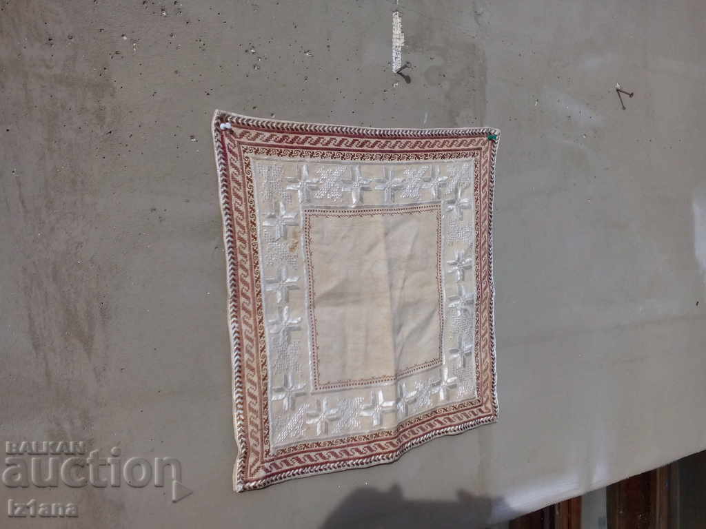Auction Old embroidered tablecloth Auction Old embroidered tablecloth