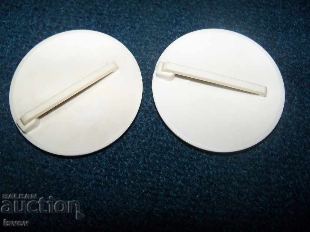 Two big plastic badges from the last Soviet period - 5 Two big plastic badges from the last Soviet period - 5