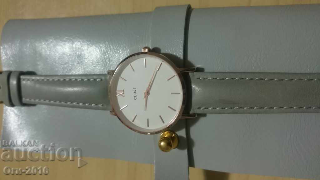 CLUSE clock - 7 CLUSE clock - 7