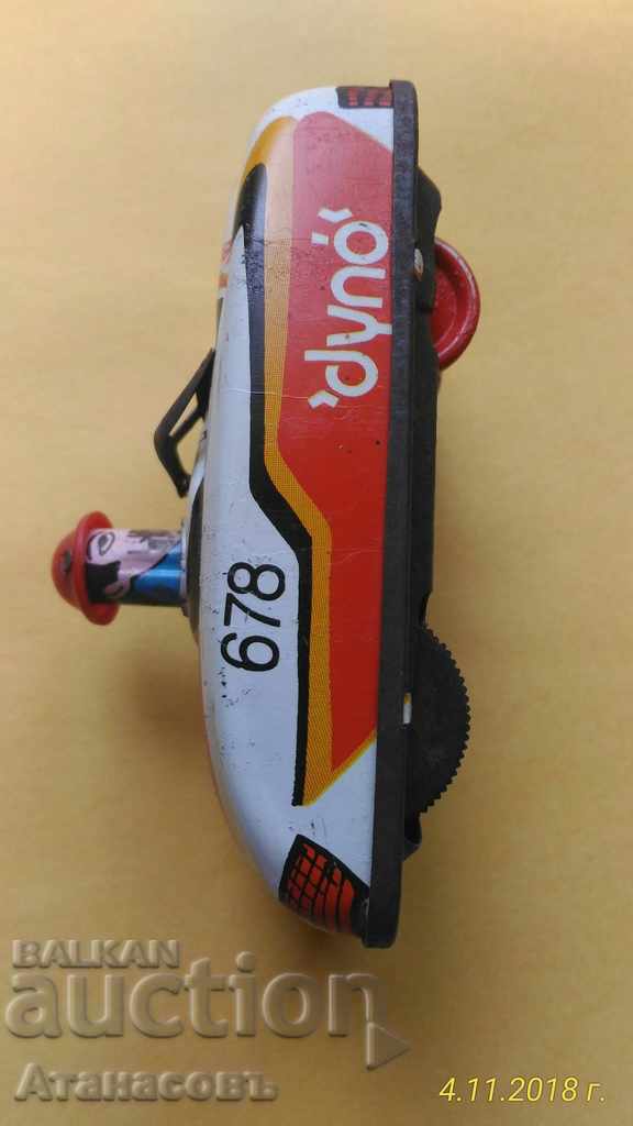 Licitație Dyno 678 cărucior mecanic Licitație Dyno 678 cărucior mecanic