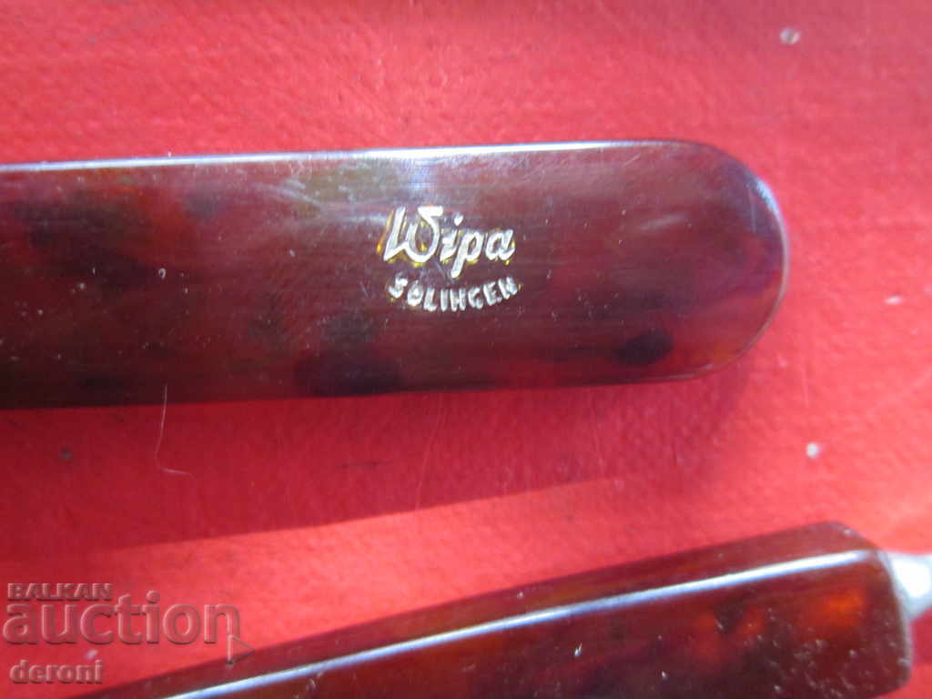 Set german pentru manichiura bachelita de chihlimbar catalina cu preț 20.00 BGN | € 10.23 Set german pentru manichiura bachelita de chihlimbar catalina cu preț 20.00 BGN | € 10.23