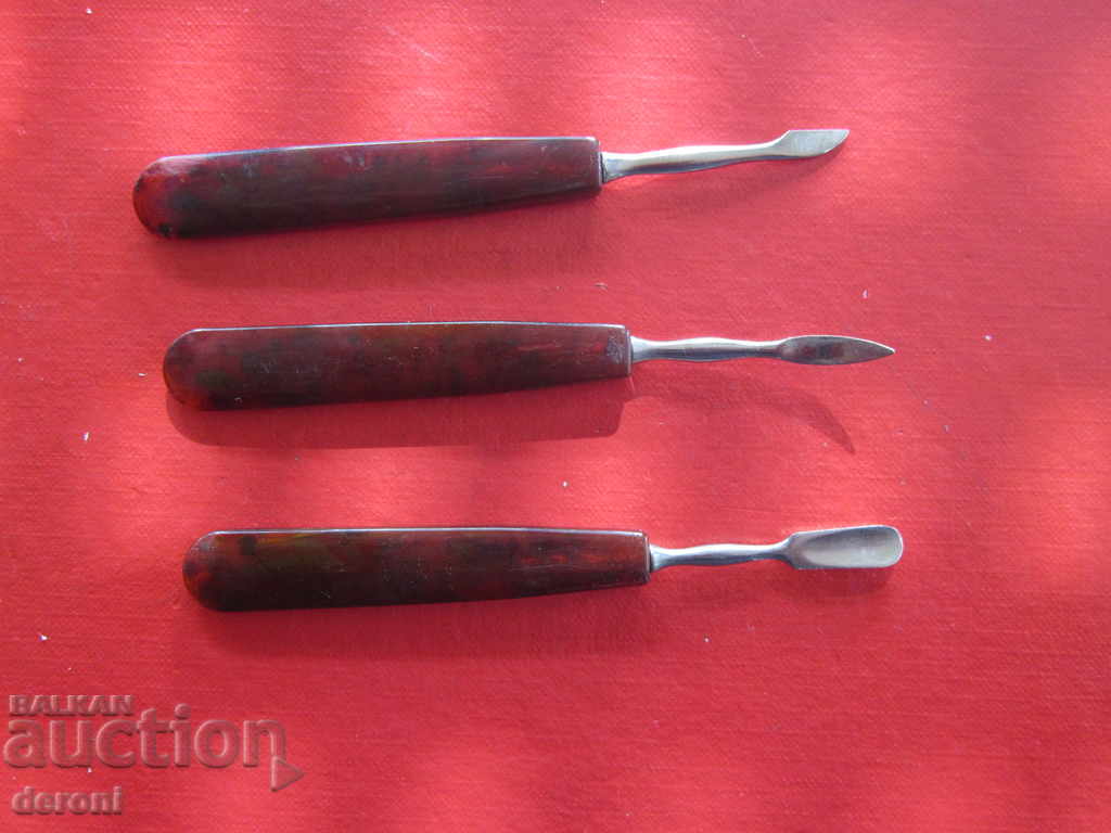 Livrarea Set german pentru manichiura bachelita de chihlimbar catalina Livrarea Set german pentru manichiura bachelita de chihlimbar catalina