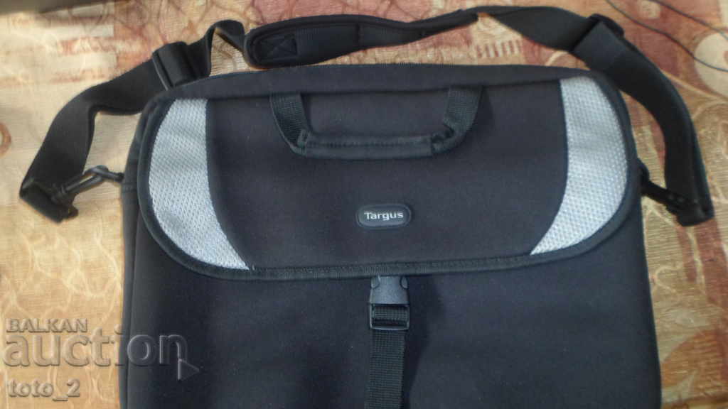 GEANT LAPTOP "TARGUS" REDUCERE !!!