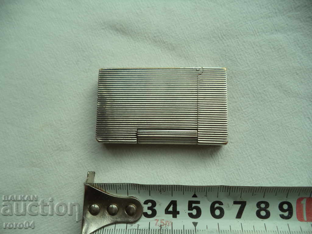 S.T. Dupont Silver Plate Vertical Lines Gatsby Lighter with price 450.00 BGN | € 230.08