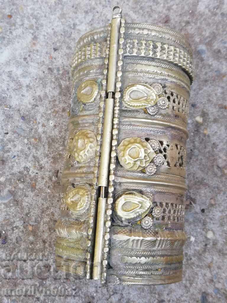 Δημοπρασία Αναγεννησιακό βραχιόλι από σατσάν κόσμημα κόσμημα κολιέ δαχτυλίδι φορεσιά Δημοπρασία Αναγεννησιακό βραχιόλι από σατσάν κόσμημα κόσμημα κολιέ δαχτυλίδι φορεσιά