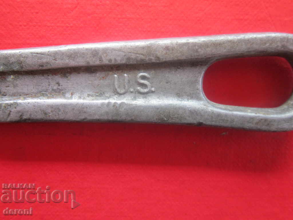 Delivery of US military naval knife WW2 Delivery of US military naval knife WW2