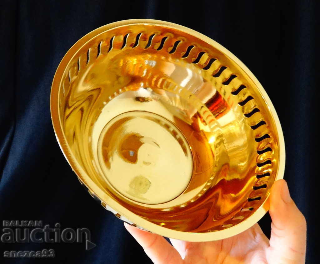 Аукцион Бронзова салатиера,купа,фруктиера,ажур. Аукцион Бронзова салатиера,купа,фруктиера,ажур.