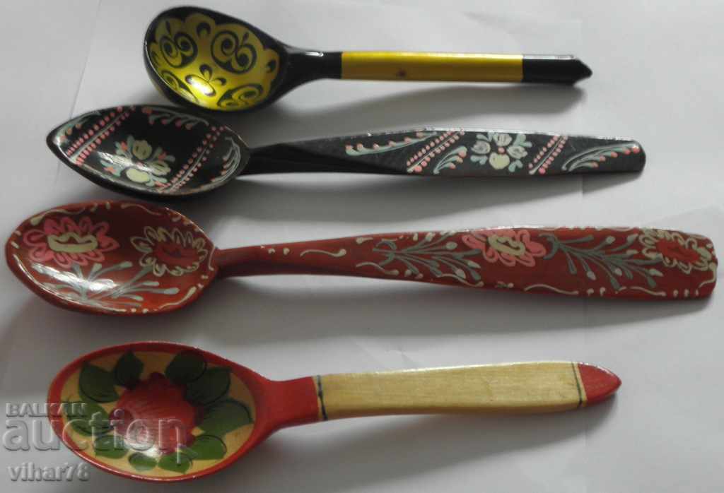 Auction Wooden Russian spoons Auction Wooden Russian spoons