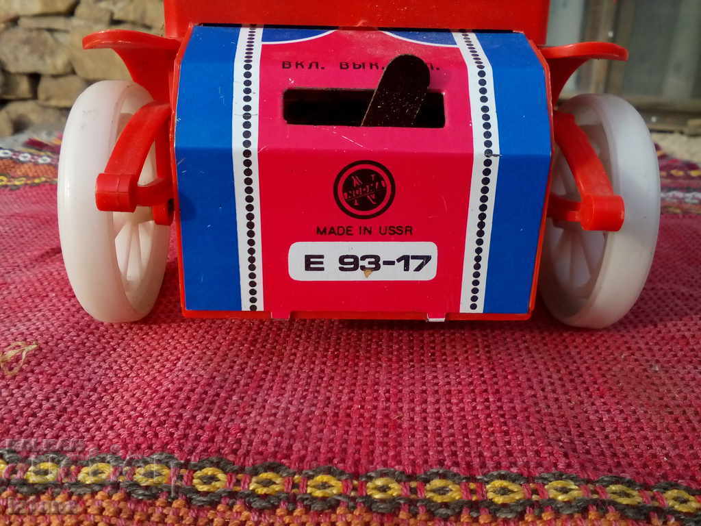 Παλιό παιχνίδι, αυτοκίνητο - 5