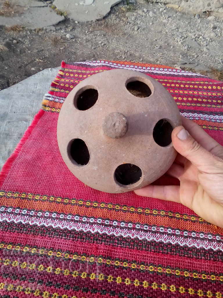 Auction Ancient ceramic drinker Auction Ancient ceramic drinker