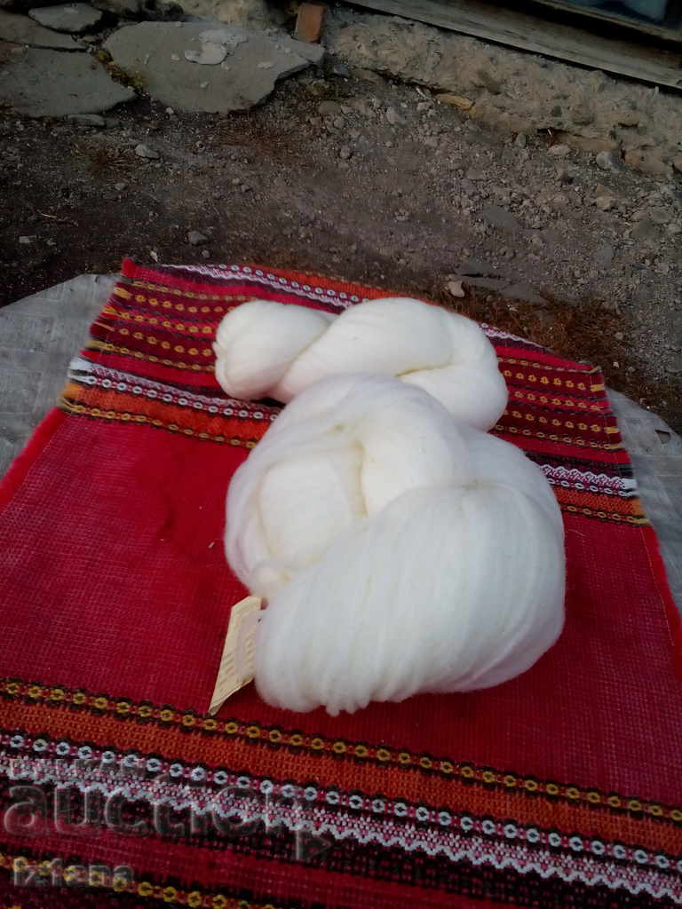 Аукцион Текстурирана синтетична коприна Аукцион Текстурирана синтетична коприна